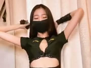 アジアの痩せた女の子